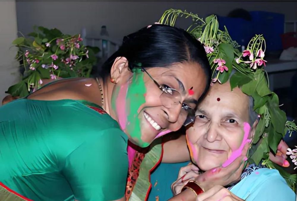 adhar-vishwastha-sanstha-old-age-home-solapur