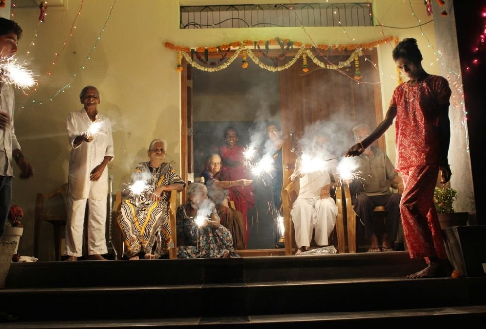 adhar-vishwastha-sanstha-solapur-old-age-home-donation-online